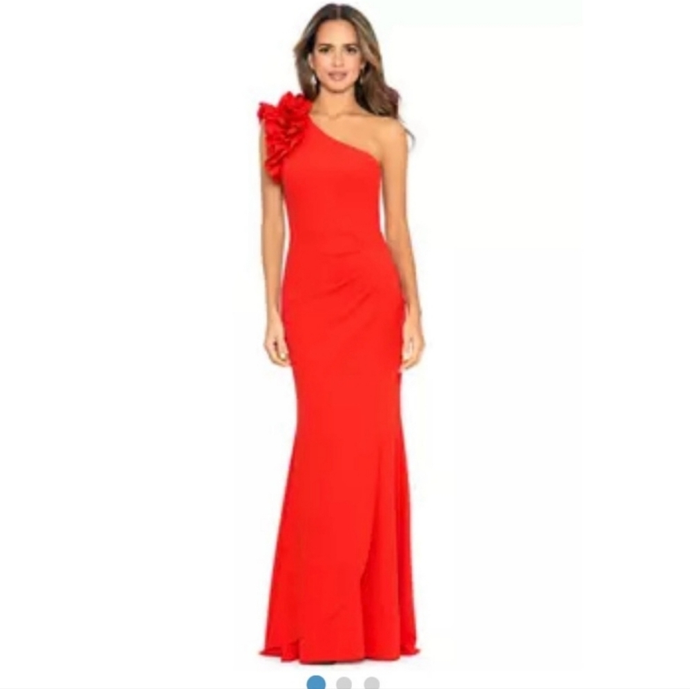 NWT Xscape evening gown Holiday gala ✨️